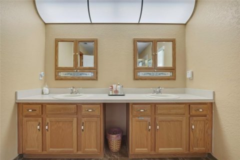 Casa en venta en Spring Hill, Florida, 3 dormitorios, 183.39 m2 № 2387644 - foto 27