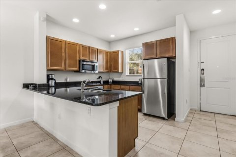 Touwnhouse à vendre à Kissimmee, Floride: 2 chambres, 125.42 m2 № 2109039 - photo 10