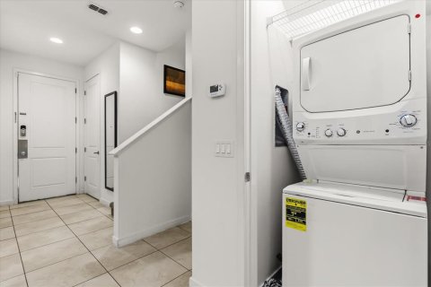 Touwnhouse à vendre à Kissimmee, Floride: 2 chambres, 125.42 m2 № 2109039 - photo 23