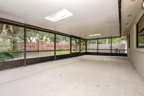 Villa ou maison à louer à Oviedo, Floride: 3 chambres, 164.72 m2 № 2391615 - photo 10