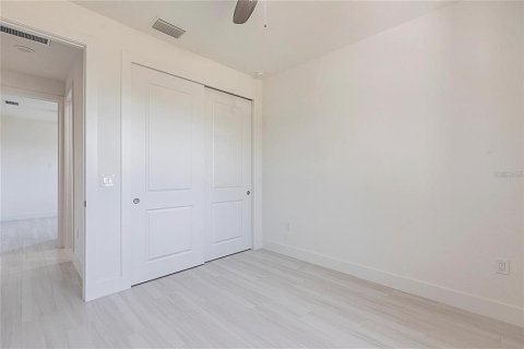 Villa ou maison à vendre à North Port, Floride: 3 chambres, 139.54 m2 № 1879717 - photo 12