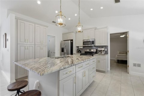 House in Palm Coast, Florida 3 bedrooms, 128.58 sq.m. № 2299860 - photo 25