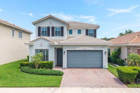 House in Coral Springs, Florida 4 bedrooms, 205.31 sq.m. № 2087157 - photo 2