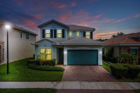 House in Coral Springs, Florida 4 bedrooms, 205.31 sq.m. № 2087157