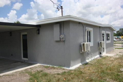 House in West Palm Beach, Florida 4 bedrooms, 127.65 sq.m. № 2087312 - photo 21