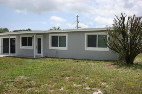 House in West Palm Beach, Florida 4 bedrooms, 127.65 sq.m. № 2087312 - photo 26