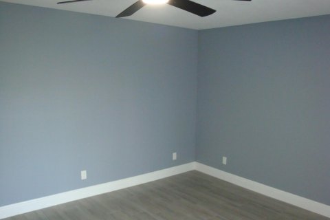 House in West Palm Beach, Florida 4 bedrooms, 127.65 sq.m. № 2087312 - photo 16
