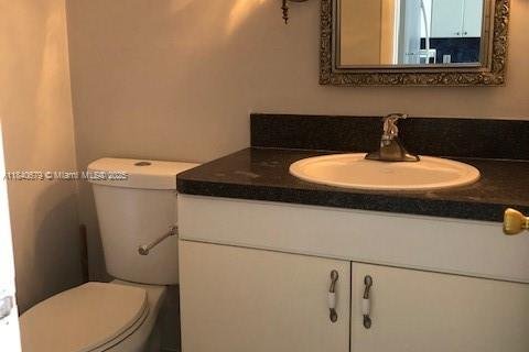 Condo in North Miami Beach, Florida, 1 bedroom № 1962787 - photo 4