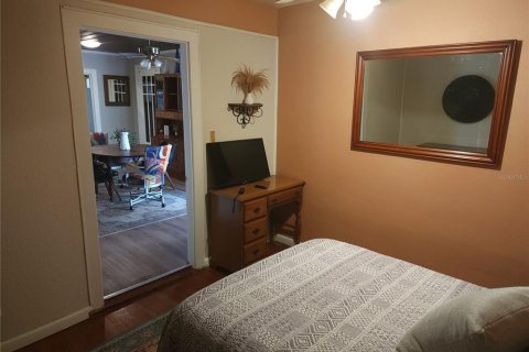 House in Tampa, Florida 3 bedrooms, 154.59 sq.m. № 1679989 - photo 27