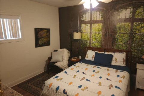 House in Tampa, Florida 3 bedrooms, 154.59 sq.m. № 1679989 - photo 19