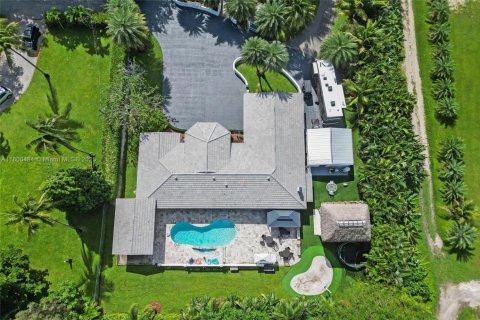 Villa ou maison à vendre à Davie, Floride: 4 chambres, 383.5 m2 № 1958381 - photo 3