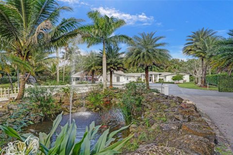 Villa ou maison à vendre à Davie, Floride: 4 chambres, 383.5 m2 № 1958381 - photo 13