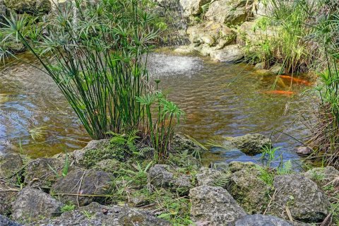 Villa ou maison à vendre à Davie, Floride: 4 chambres, 383.5 m2 № 1958381 - photo 12
