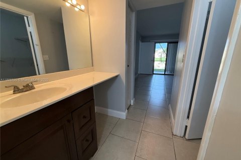 Снять в аренду квартиру в Хомстед, Флорида 2 спальни, 89.19м2, № 1957241 - фото 11