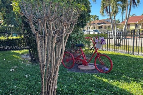 Купить виллу или дом в Майами, Флорида 3 спальни, 138.61м2, № 1998184 - фото 4