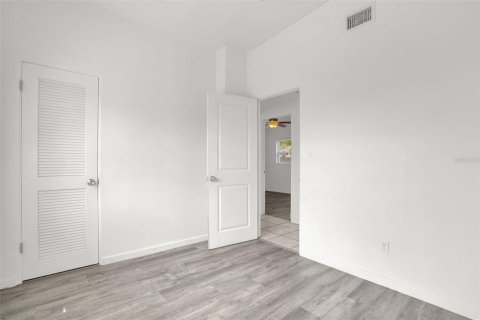 Villa ou maison à vendre à Orlando, Floride: 4 chambres, 159.33 m2 № 2114652 - photo 12