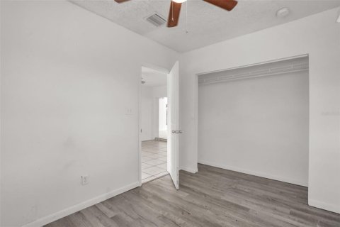 Villa ou maison à vendre à Orlando, Floride: 4 chambres, 159.33 m2 № 2114652 - photo 16