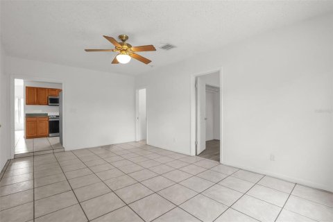 Villa ou maison à vendre à Orlando, Floride: 4 chambres, 159.33 m2 № 2114652 - photo 18