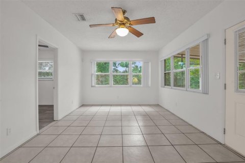 Villa ou maison à vendre à Orlando, Floride: 4 chambres, 159.33 m2 № 2114652 - photo 17