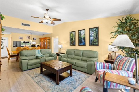 Villa ou maison à vendre à Tarpon Springs, Floride: 3 chambres, 136.1 m2 № 2232160 - photo 6