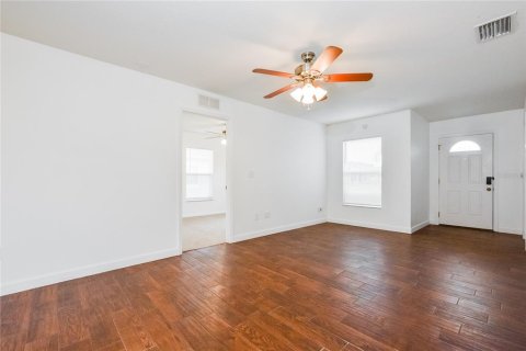 Casa en alquiler en Umatilla, Florida, 3 dormitorios, 103.96 m2 № 1851250 - foto 4