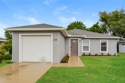 Casa en alquiler en Umatilla, Florida, 3 dormitorios, 103.96 m2 № 1851250 - foto 1