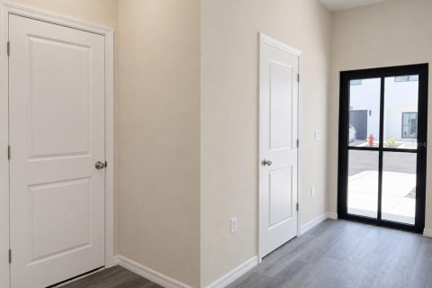 Townhouse in Tampa, Florida 3 bedrooms, 178.19 sq.m. № 2198019 - photo 7