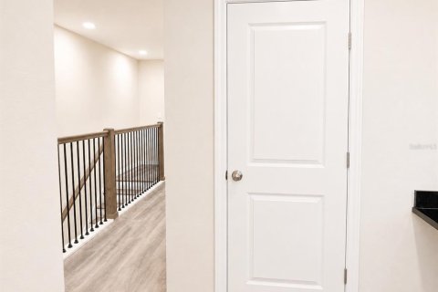 Townhouse in Tampa, Florida 3 bedrooms, 178.19 sq.m. № 2198019 - photo 26