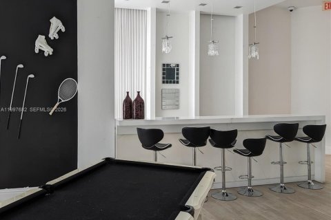 Appartement à louer à Miami, Floride: 1 chambre, 68.75 m2 № 2065235 - photo 15