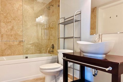 Appartement à louer à Miami, Floride: 1 chambre, 68.75 m2 № 2065235 - photo 9