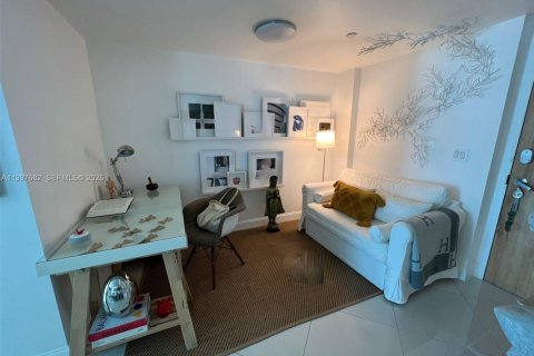 Appartement à louer à Miami, Floride: 1 chambre, 68.75 m2 № 2065235 - photo 8