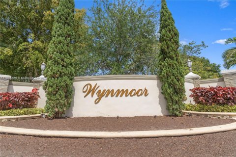 Condo in Coconut Creek, Florida, 2 bedrooms  № 1951786 - photo 1