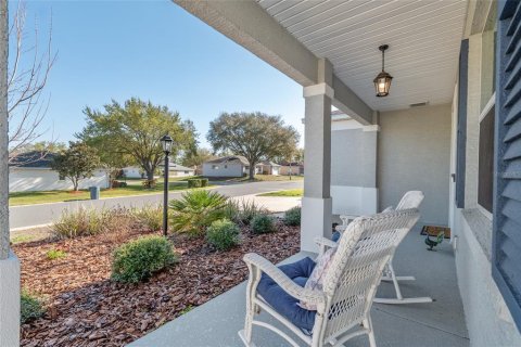 House in Ocala, Florida 3 bedrooms, 196.77 sq.m. № 2117633 - photo 4