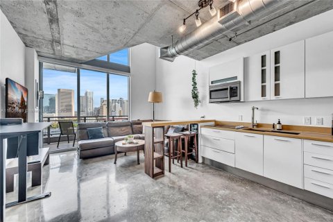 Снять в аренду кондоминиум в Майами, Флорида 1 спальня, 73.86м2, № 1963725 - фото 5