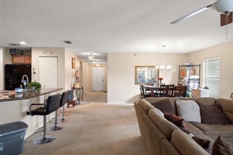 Villa ou maison à vendre à Apopka, Floride: 4 chambres, 185.53 m2 № 2094502 - photo 13