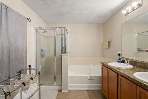 Villa ou maison à vendre à Apopka, Floride: 4 chambres, 185.53 m2 № 2094502 - photo 18
