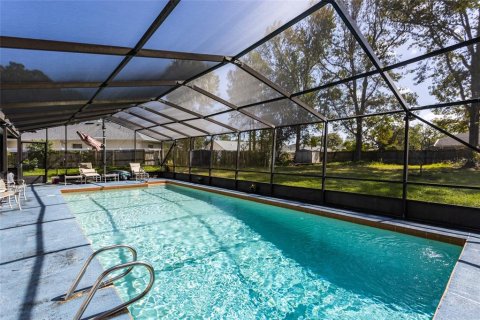 House in Palm Coast, Florida 4 bedrooms, 171.96 sq.m. № 1415998 - photo 22