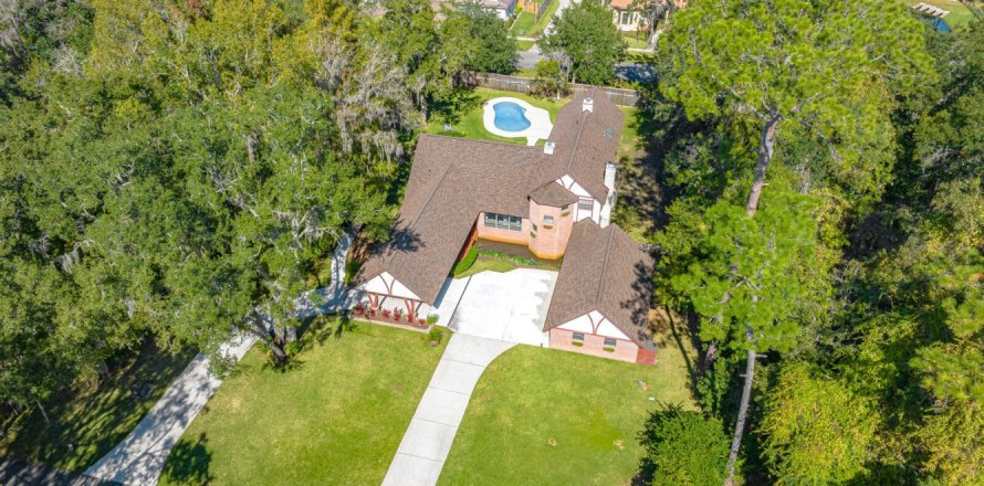 House in Fleming Island, Florida 5 bedrooms, 357.4 sq.m. № 817719