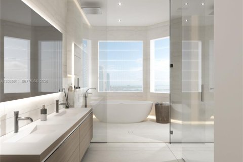 Villa ou maison à vendre à Sunny Isles Beach, Floride: 6 chambres, 233.09 m2 № 2084511 - photo 12