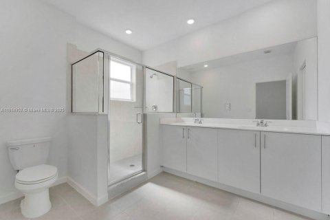 Townhouse in Homestead, Florida 3 bedrooms № 2054253 - photo 12