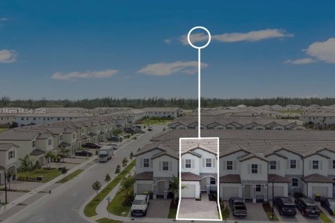 Townhouse in Homestead, Florida 3 bedrooms № 2054253 - photo 24