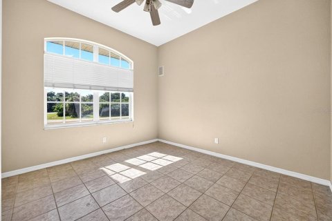 Villa ou maison à vendre à Port Charlotte, Floride: 3 chambres, 200.95 m2 № 2437268 - photo 17