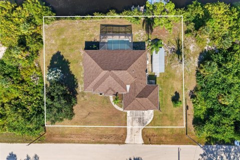 Villa ou maison à vendre à Port Charlotte, Floride: 3 chambres, 200.95 m2 № 2437268 - photo 6