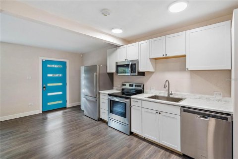 Immobilier commercial à vendre à Pinellas Park, Floride: 4 chambres, 148.64 m2 № 1908031 - photo 25