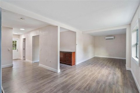 Immobilier commercial à vendre à Pinellas Park, Floride: 4 chambres, 148.64 m2 № 1908031 - photo 29