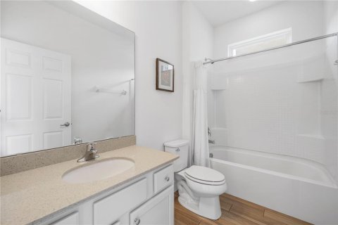 Casa en venta en Davenport, Florida, 13 dormitorios, 509.01 m2 № 2236010 - foto 24
