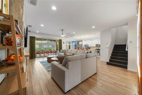 Casa en venta en Davenport, Florida, 13 dormitorios, 509.01 m2 № 2236010 - foto 3