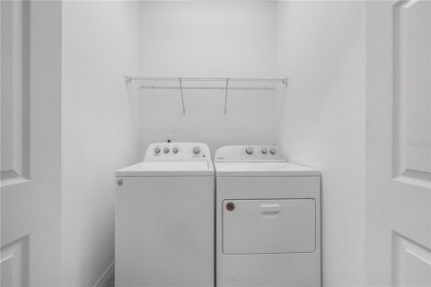 Casa en venta en Davenport, Florida, 13 dormitorios, 509.01 m2 № 2236010 - foto 21