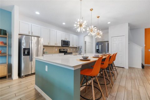 Casa en venta en Davenport, Florida, 13 dormitorios, 509.01 m2 № 2236010 - foto 9