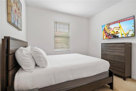 Casa en venta en Davenport, Florida, 13 dormitorios, 509.01 m2 № 2236010 - foto 15
